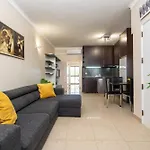 شقة Host Wise - Bright Lovely Flat - Balcony
