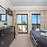 Host Wise - Bright Lovely Flat - Balcony شقة *