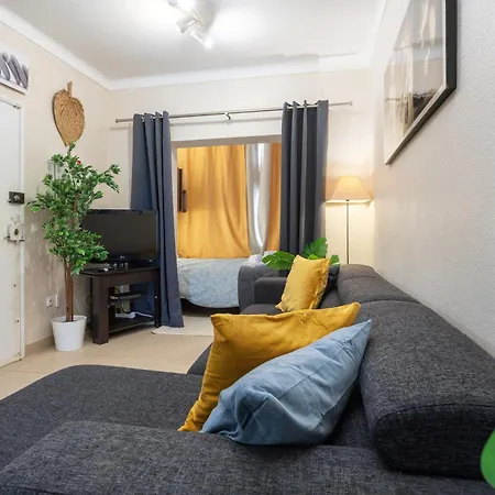 Host Wise - Bright Lovely Flat - Balcony Guia (Faro)